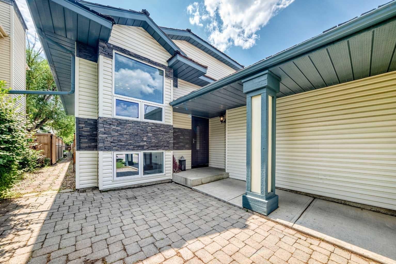 3569 Douglas Woods Heights SE