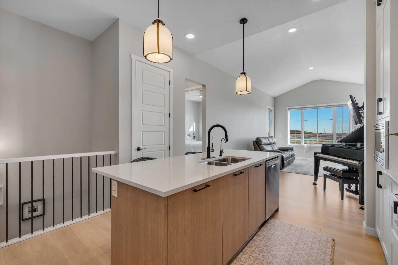 198 Savoy Landing SE
