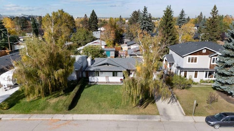 Photo of 2320 58 Avenue SW, Calgary, AB T3E 1N5 (MLS # A2350215)