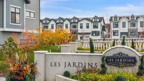 255 Les Jardins Park SE 101 Calgary AB T2C 5V3