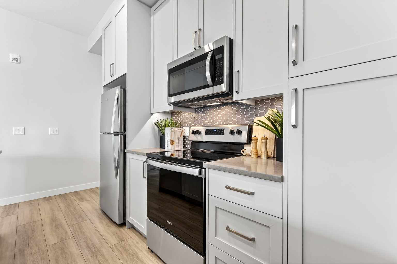 255 Les Jardins Park SE 101