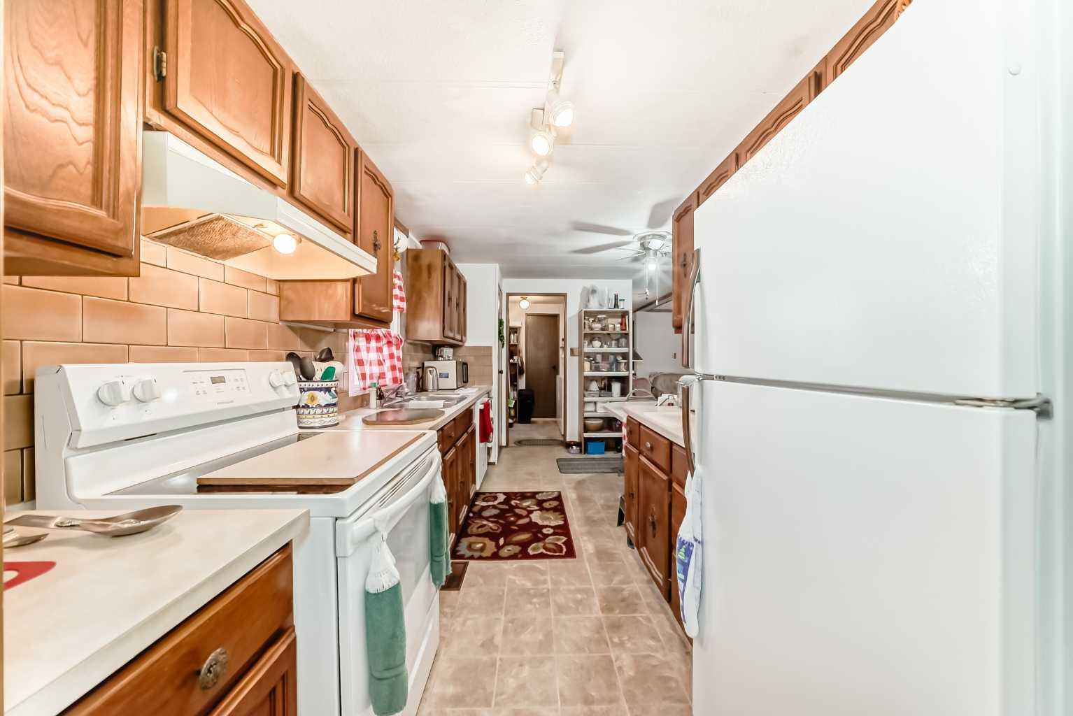 99 Arbour Lake Road NW 99