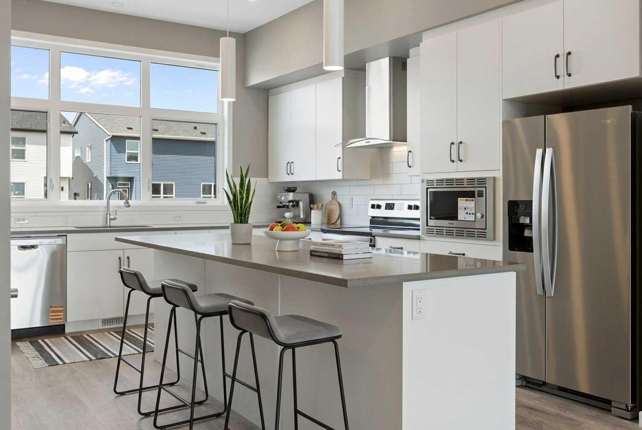 415 Hotchkiss Manor SE