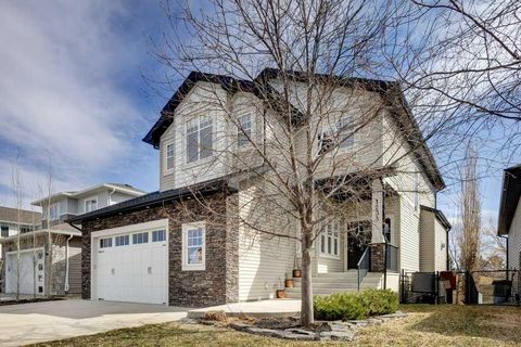 1233 Hillcrest Manor Estate Strathmore AB T1P 1X1