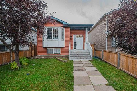 Photo of 65 Martinvalley Road NE, Calgary, AB T3J 4L9 (MLS # A2310790)