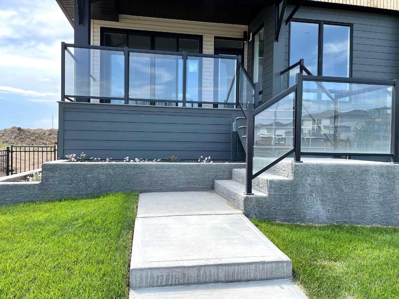 401 Blackwolf Boulevard N