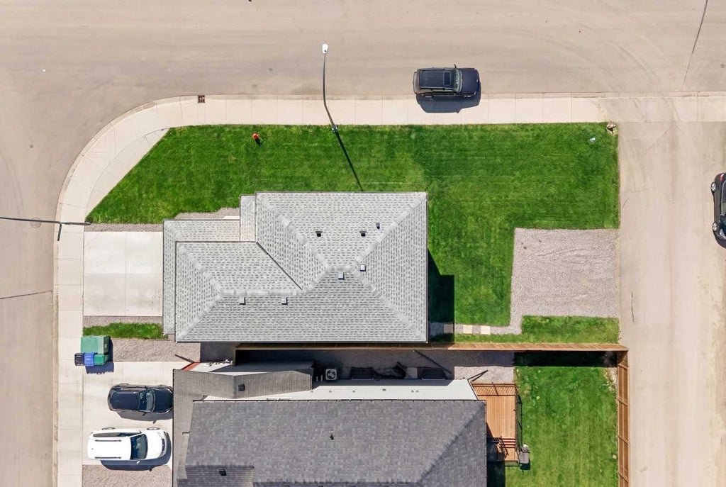 Photo of 2 Miners Road W, Lethbridge, AB T1J 5S6 (MLS # A2353058)