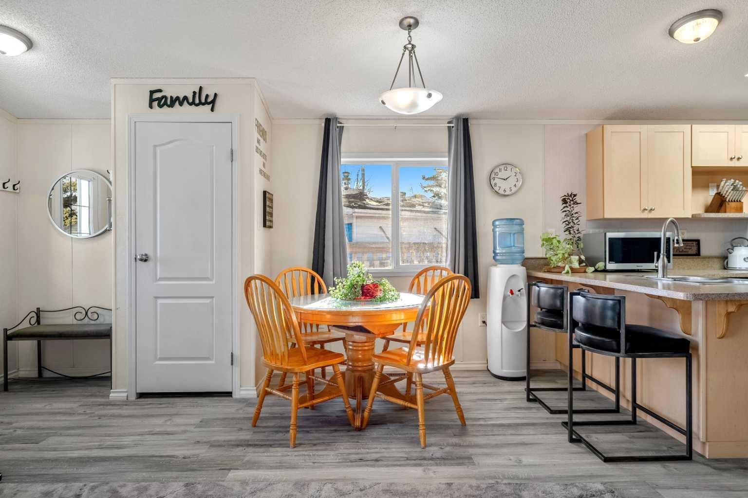 220 Big Hill Place SE