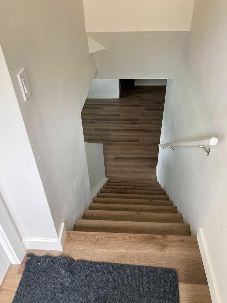 281 Sunvale Drive SE