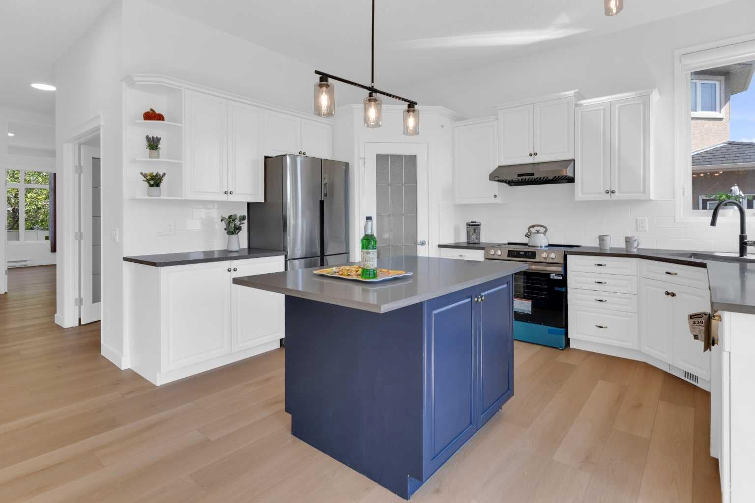 99 Edgeridge View NW