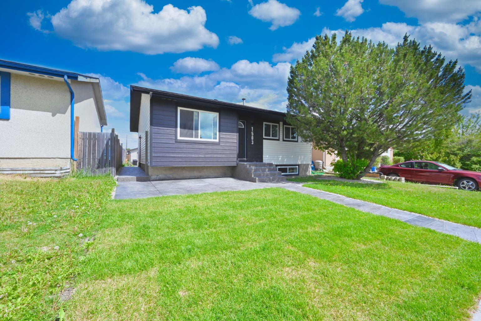 1503 Maitland Drive NE