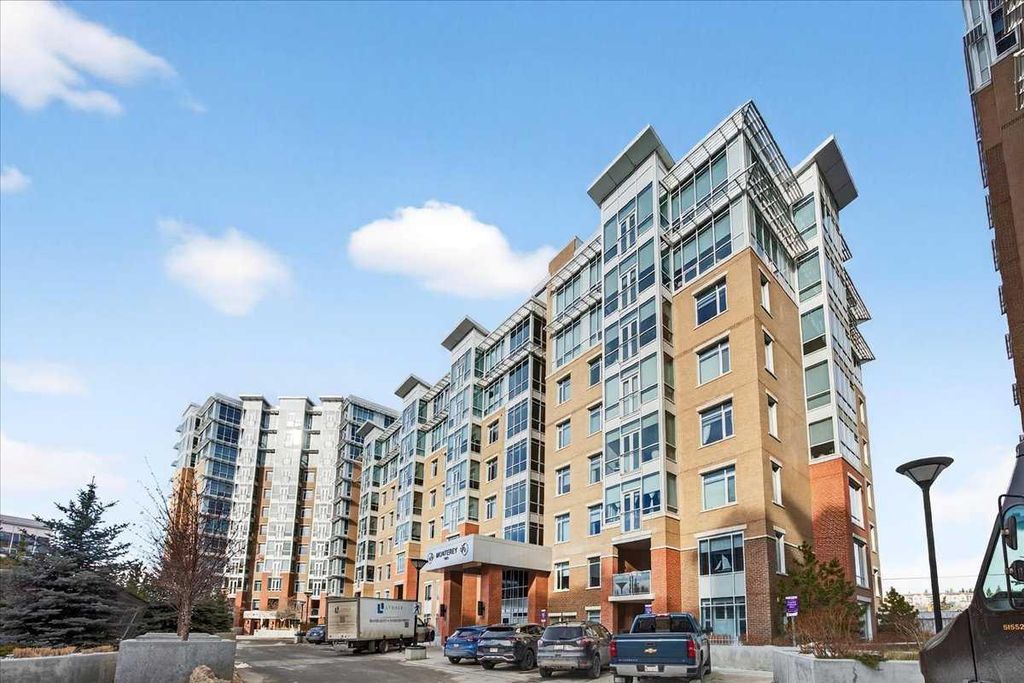 Photo of 24 Varsity Estates Circle NW #501, Calgary, AB T3A 2X8 (MLS # A2282709)