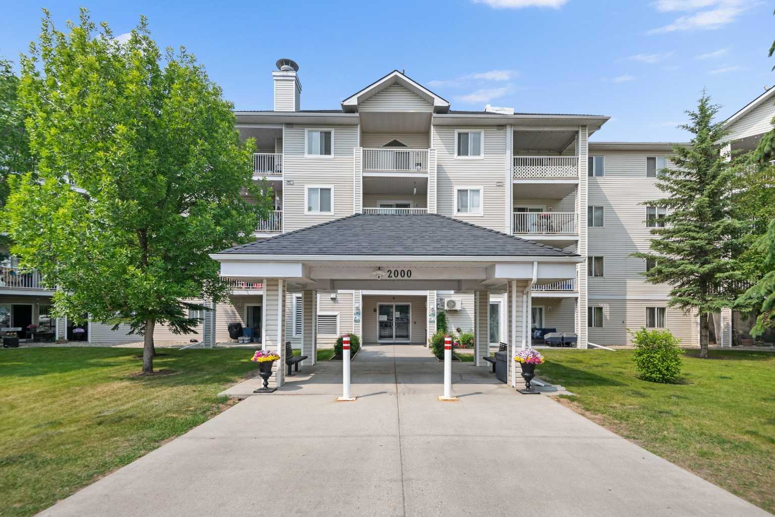 6224 17 Avenue SE 2210