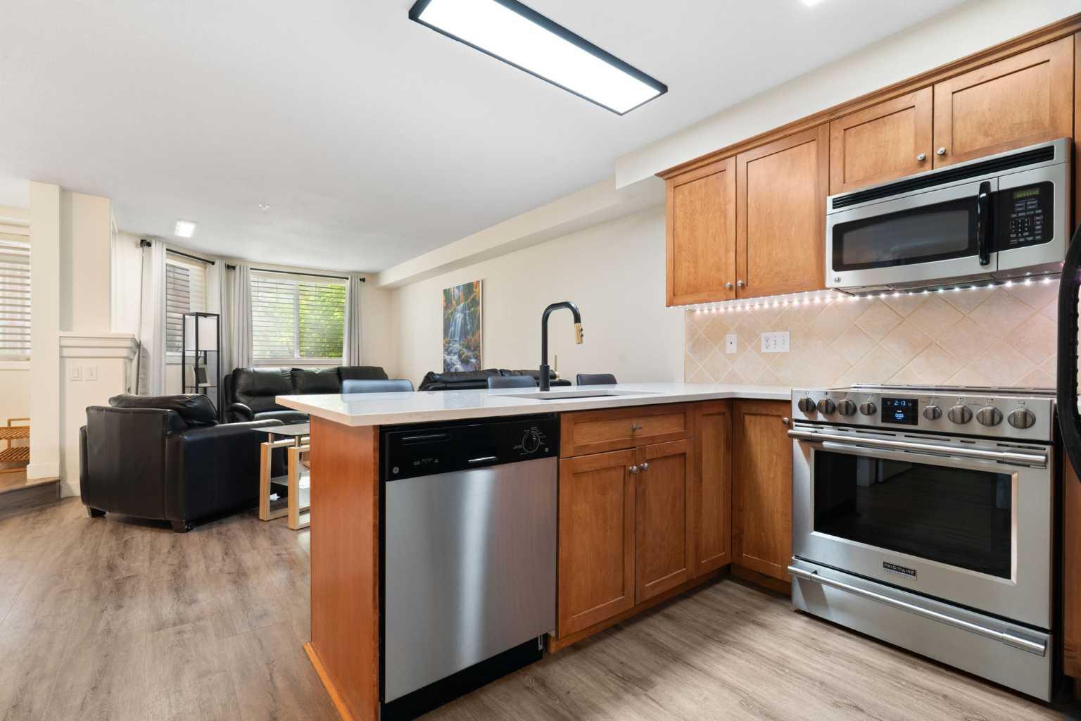 2422 Erlton Street SW 103