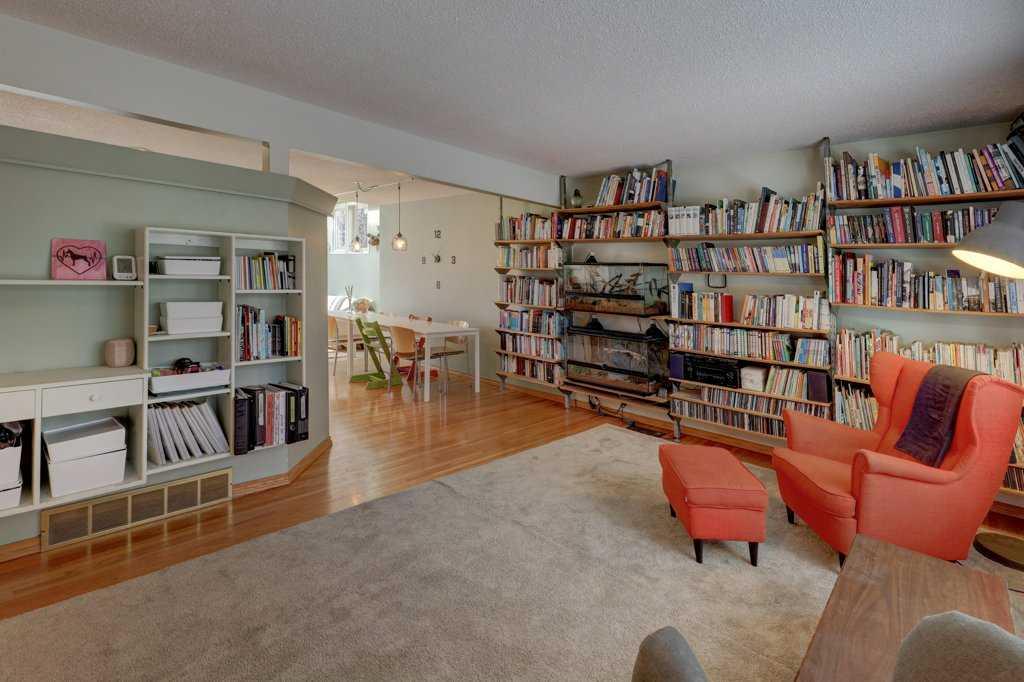 3835 Varsity Drive NW