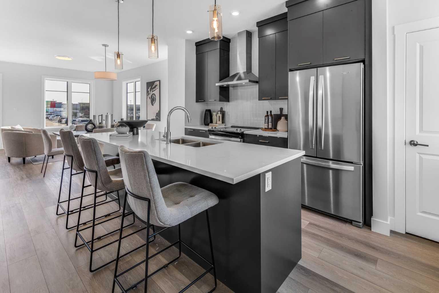 255 Rowmont Boulevard NW 1505