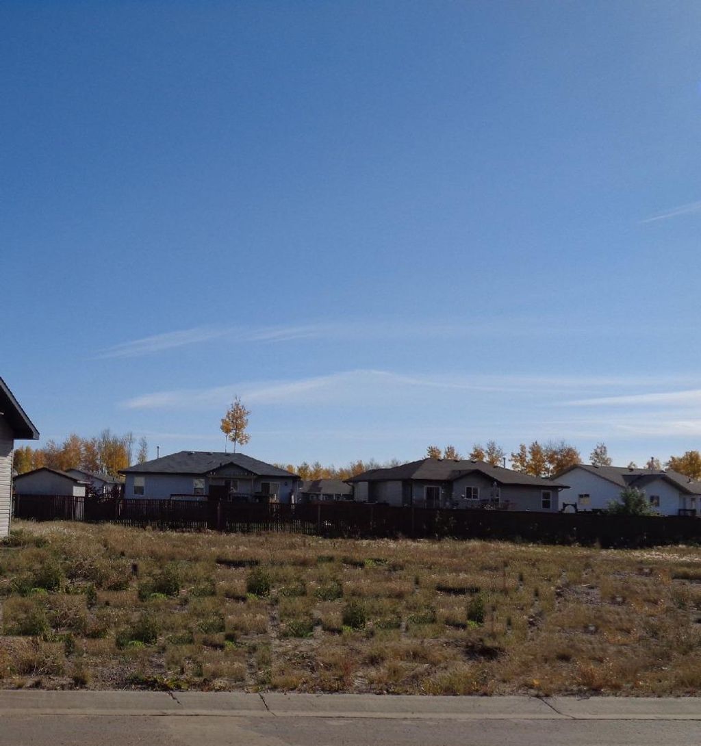 Photo of 3 Balsam Avenue, High Level, AB T0H 1Z0 (MLS # A1027505)