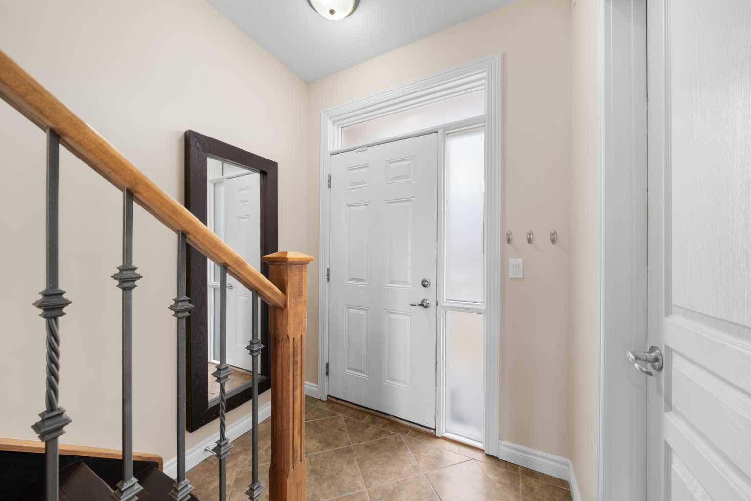 181 Rockyledge View NW 9