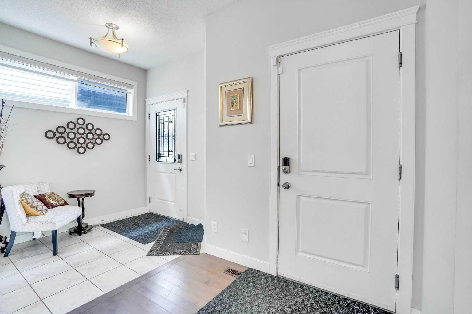 272 Skyview Shores Manor NE