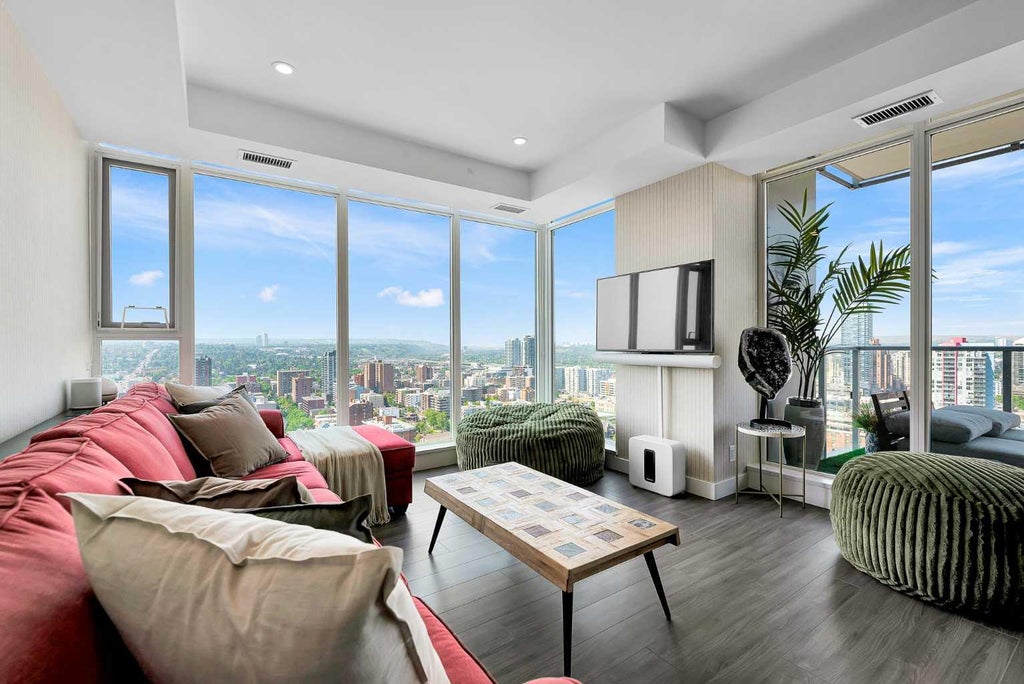 Photo of 930 16 Avenue SW #2402, Calgary, AB T2R 1C2 (MLS # A2343776)