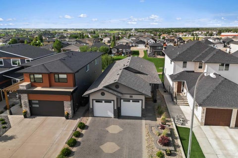 Photo of 220 Sierra Road SW, Medicine Hat, AB T1B 4Y6 (MLS # A2317127)