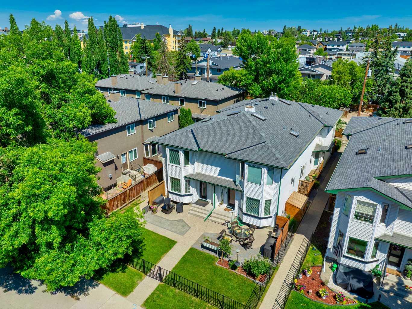 2128 35 Avenue SW 1