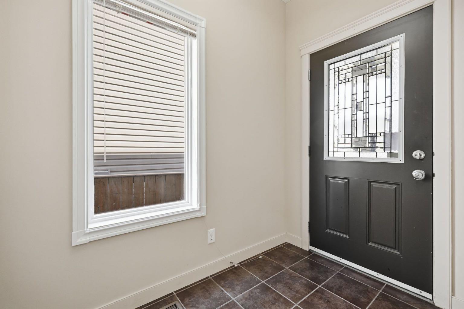 6 Evanspark Manor NW