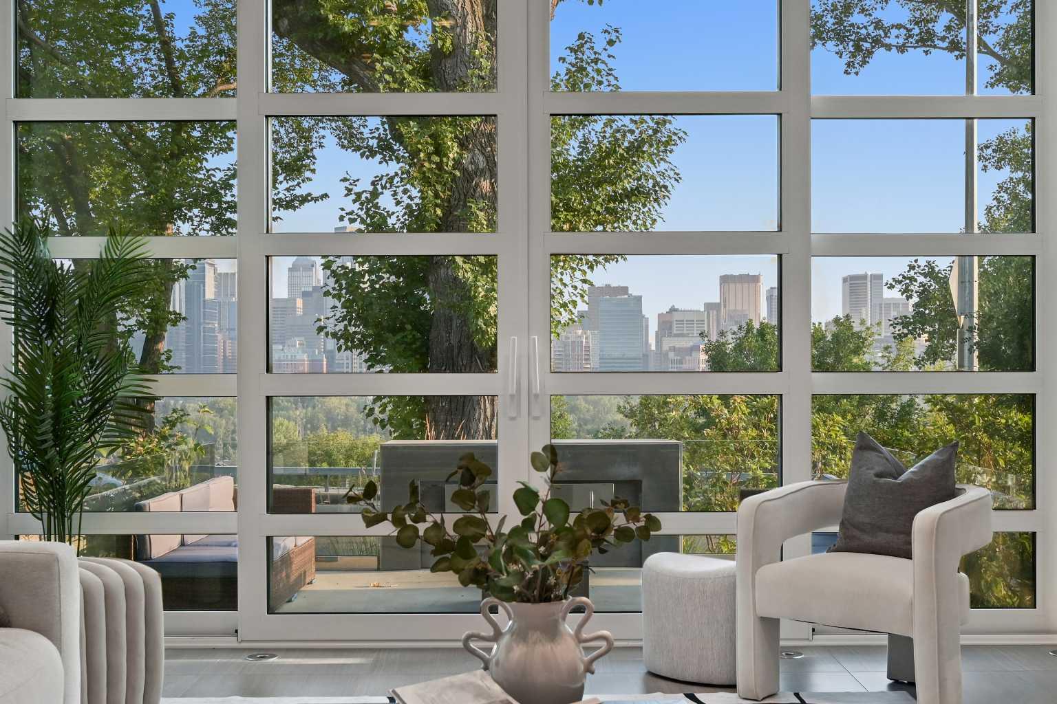 530 Crescent Road NW