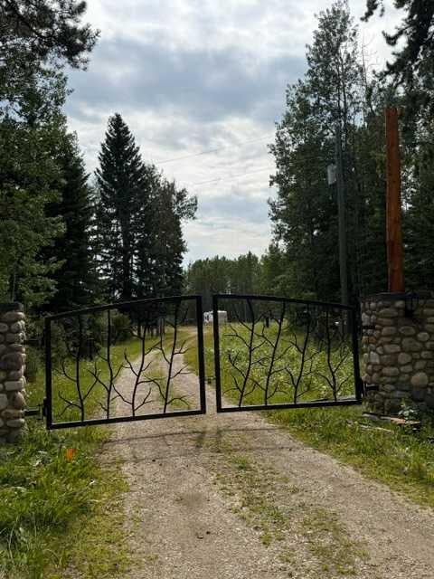 Photo of 51079 36-0 Township, Rural Clearwater County, AB T0M 0M0 (MLS # A2349074)