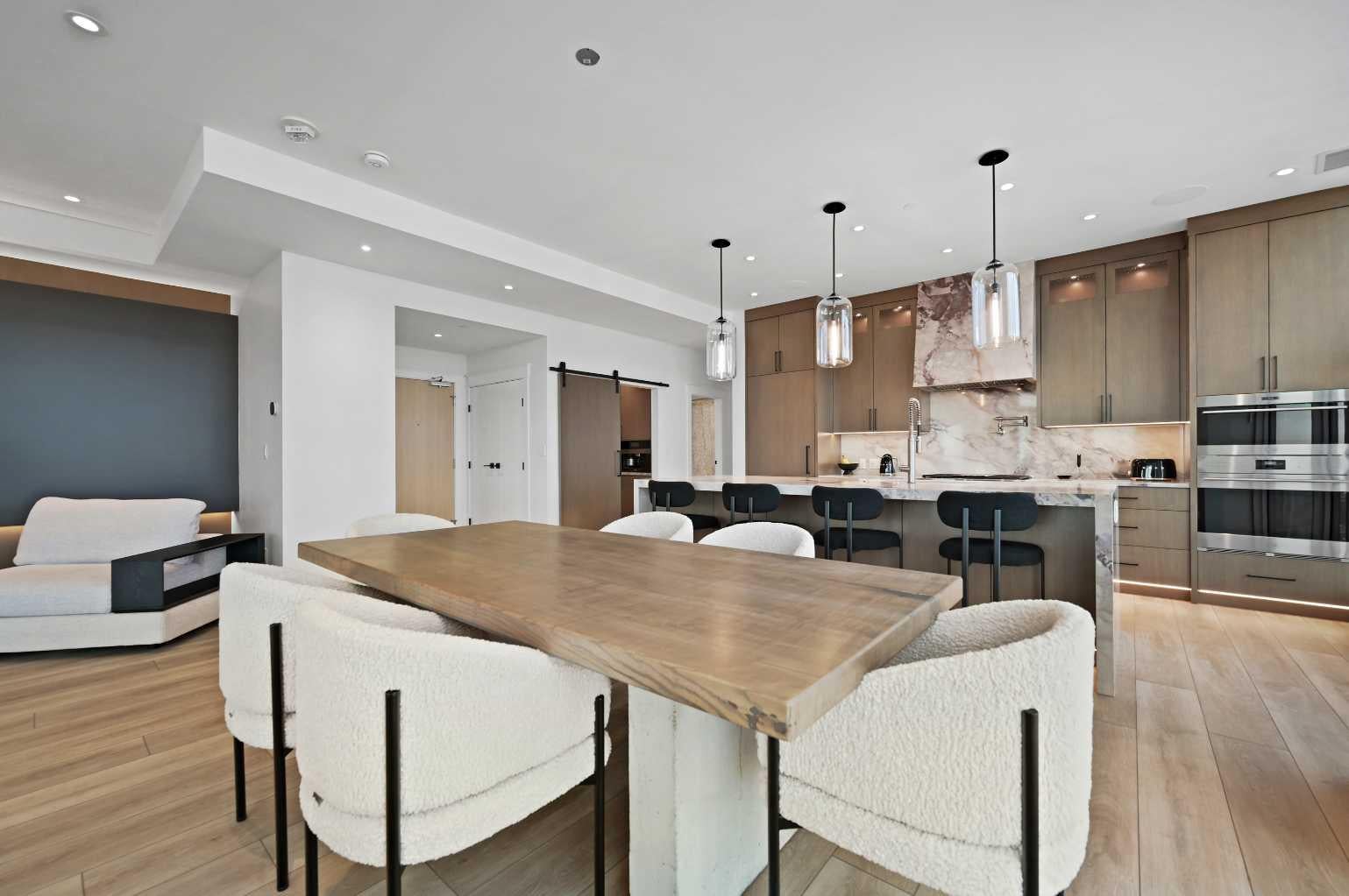 530 3 Street SE 4104