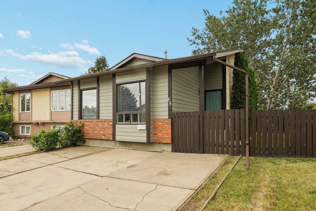 Photo of 68 Dakota Road W, Lethbridge, AB T1K 5L5 (MLS # A2335899)