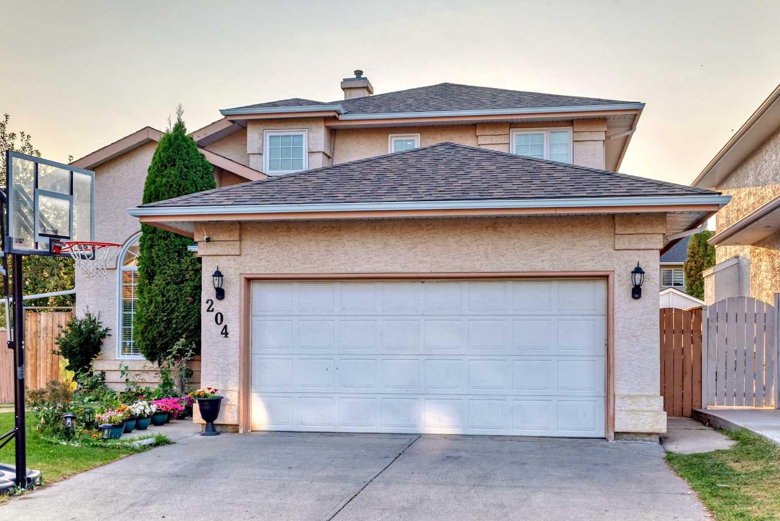 204 Coral Keys Green NE