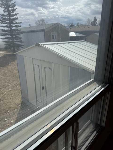 99 Arbour Lake Road NW 198