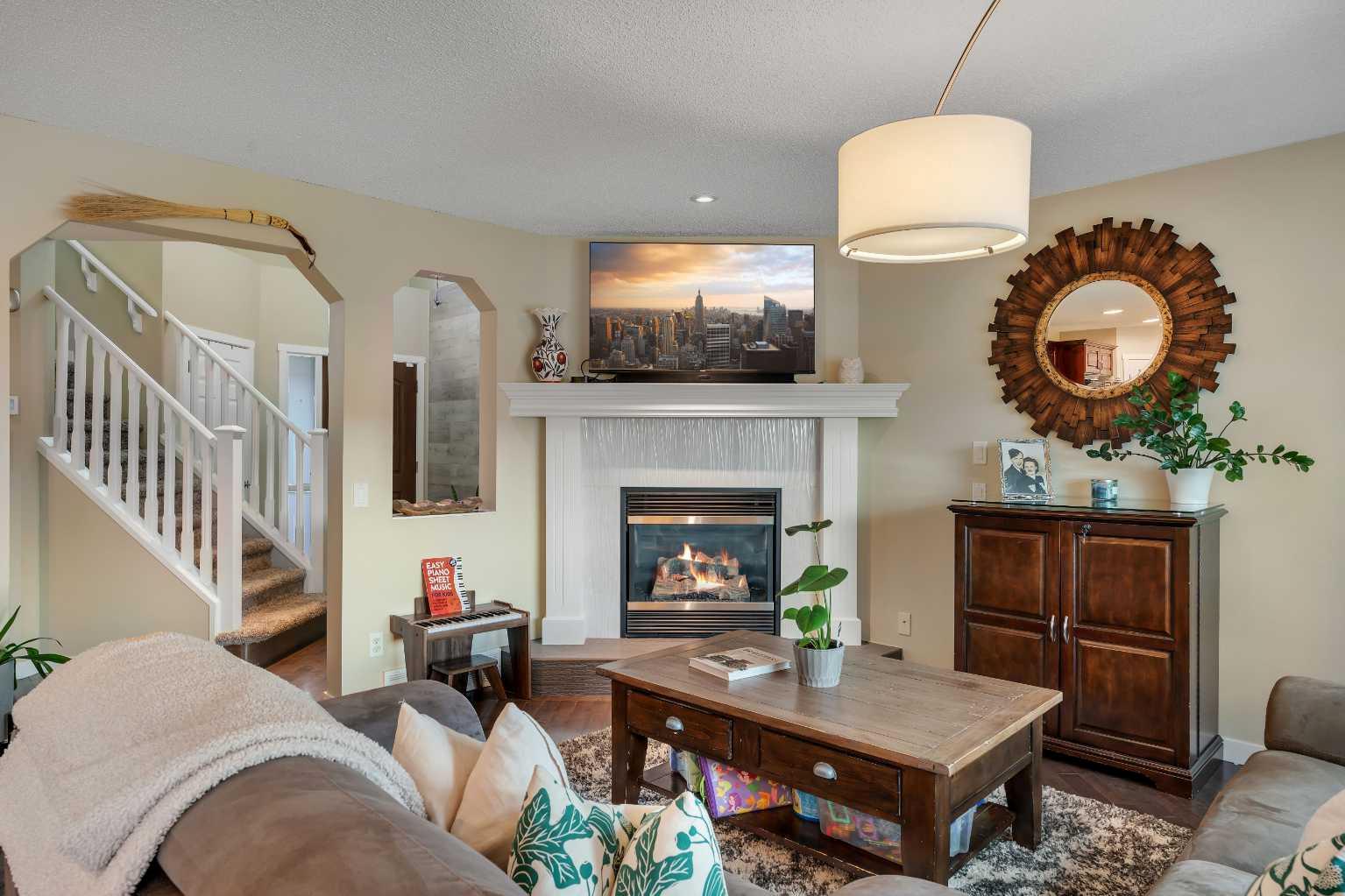 28 Cranwell Crescent SE