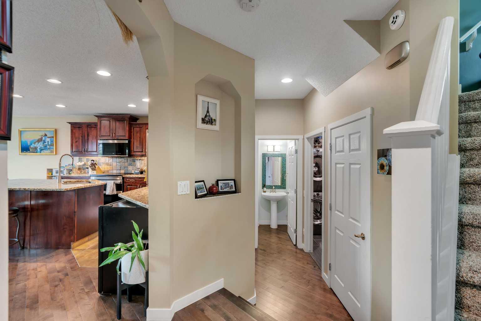28 Cranwell Crescent SE