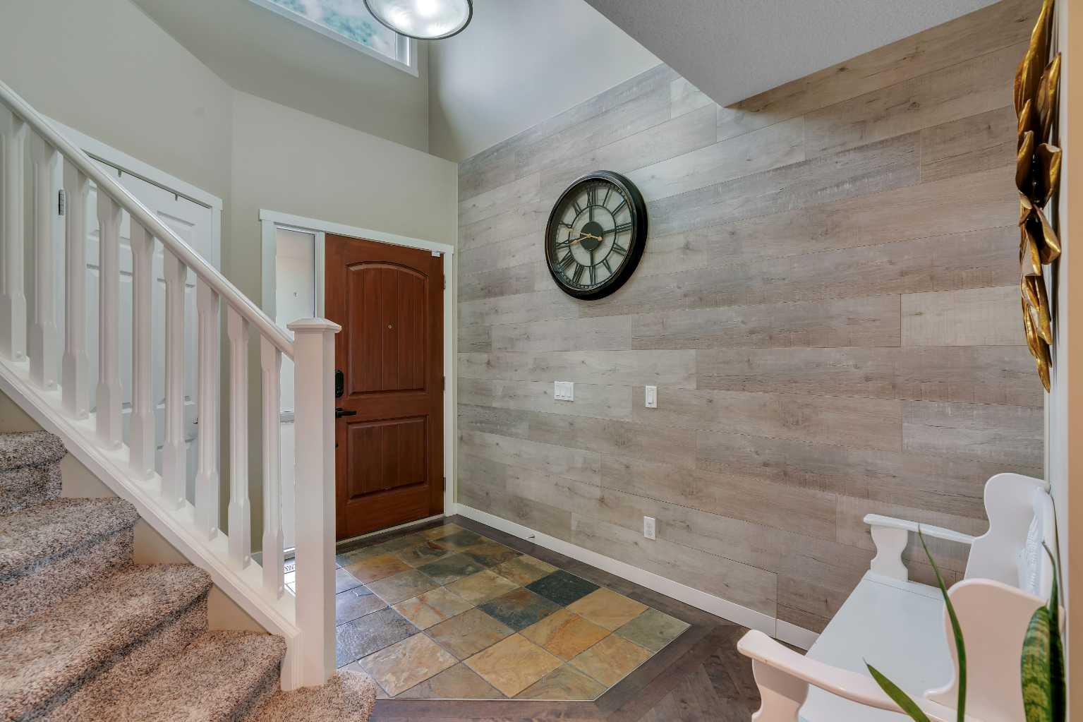 28 Cranwell Crescent SE