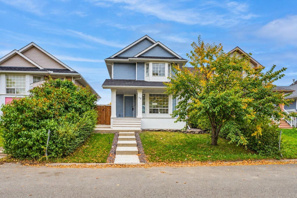Photo of 73 Martinridge Crescent NE, Calgary, AB T3J 3M4 (MLS # A2348391)