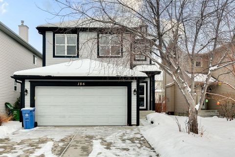186 Copperfield Close SE Calgary AB T2Z 4L3