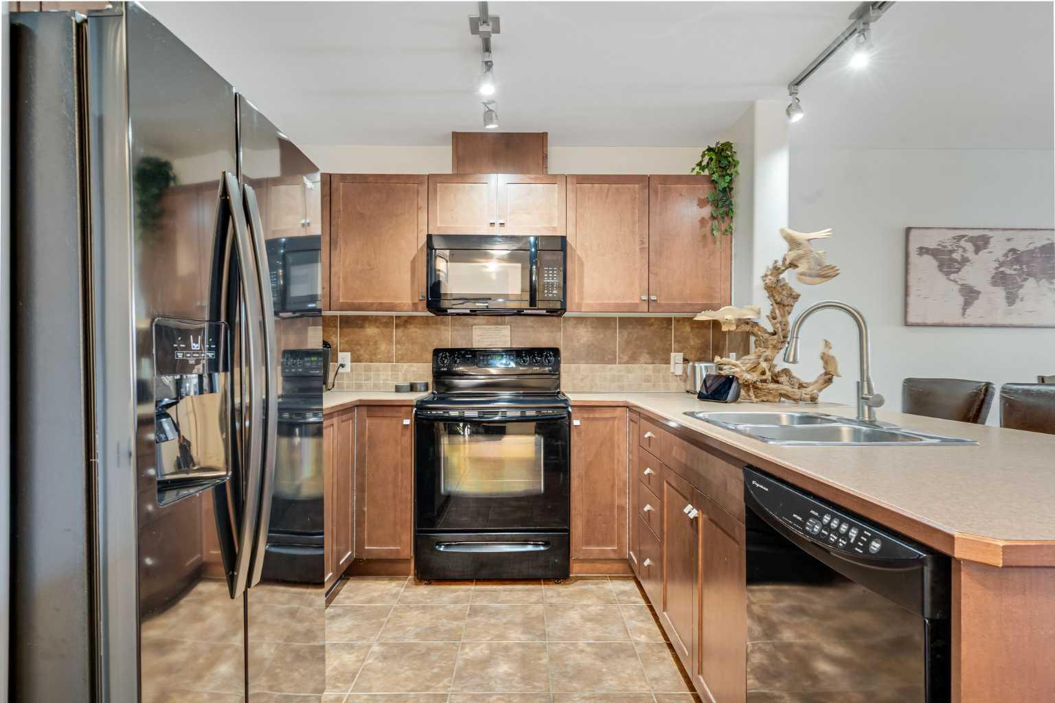 92 Crystal Shores Road 1315