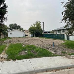 Photo of 5827 60 Street, Red Deer, AB T4N 2P7 (MLS # A2306945)