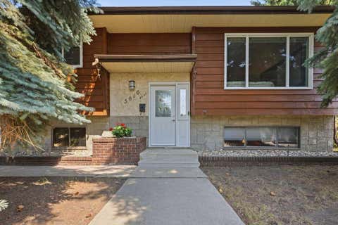 Photo of 5616 45th Street, Innisfail, AB T4G 1S7 (MLS # A2333842)