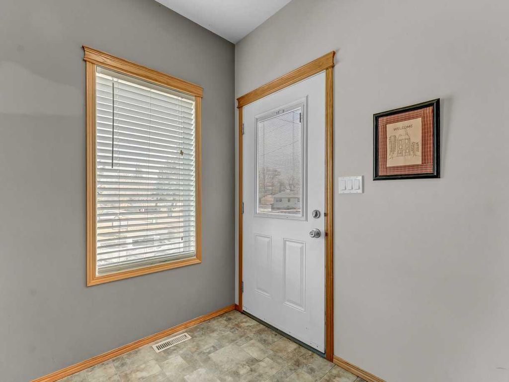 Photo of 105 Garrow Avenue E, Brooks, AB T1R 1J4 (MLS # A2295503)