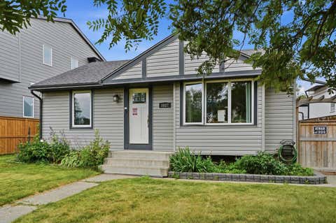 Photo of 1037 Regal Crescent NE, Calgary, AB T2E 5G9 (MLS # A2335361)