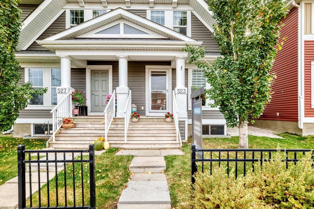 Photo of 523 Auburn Bay Avenue SE, Calgary, AB T3M 1T1 (MLS # A2350789)