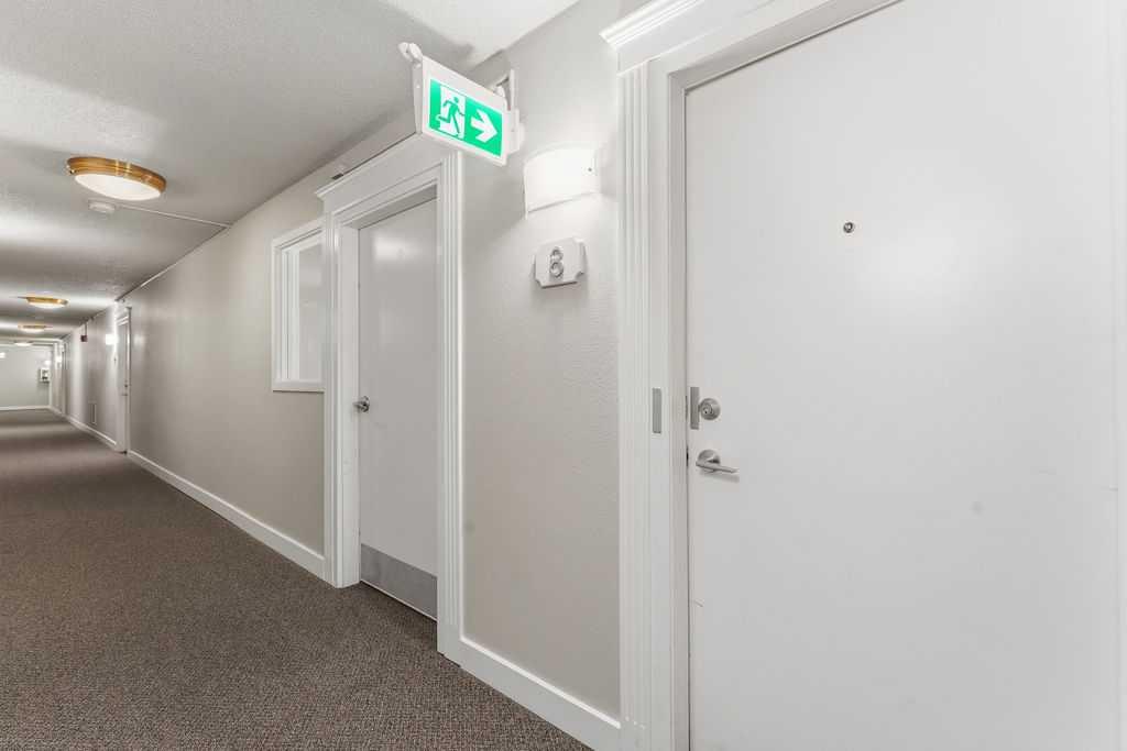 80 Galbraith Drive SW 8C