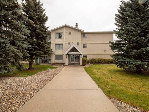 Photo of 620 Columbia Boulevard W #320, Lethbridge, AB T1K 7A8 (MLS # A2355534)