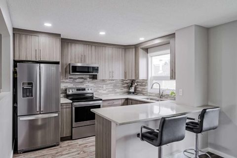 4108 Marlborough Drive NE Calgary AB T2A 2Z5