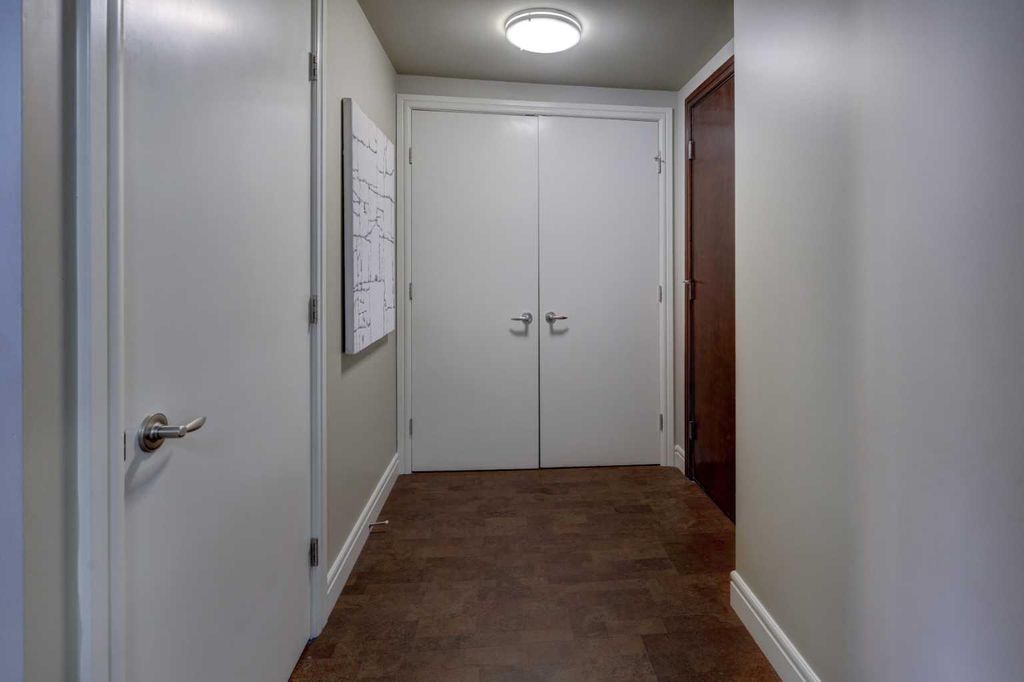 Photo of 817 15 Avenue SW #409, Calgary, AB T2R 0H8 (MLS # A2302032)