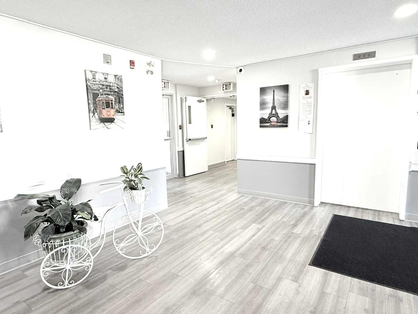 5555 Falsbridge Drive NE 207