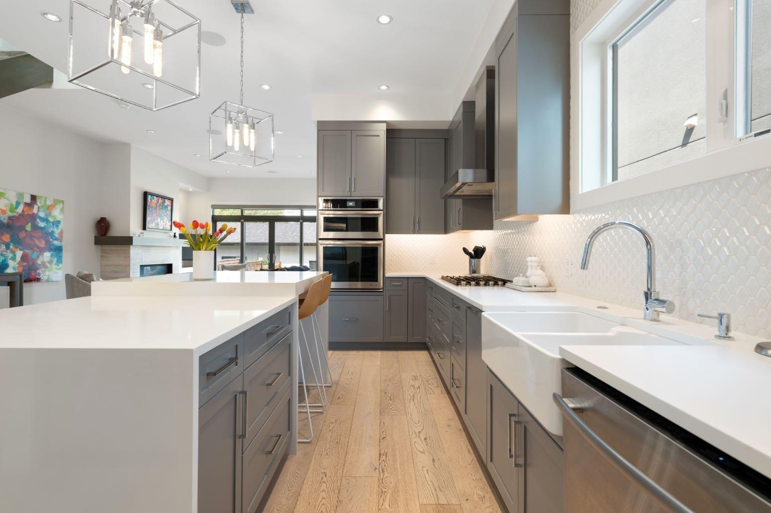 2014 48 Avenue SW